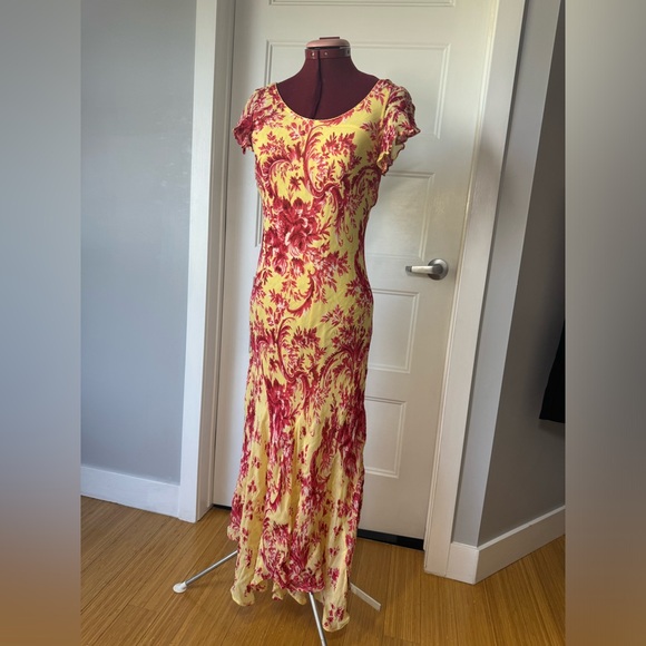 Very cute summer dress - Picture 2 of 3